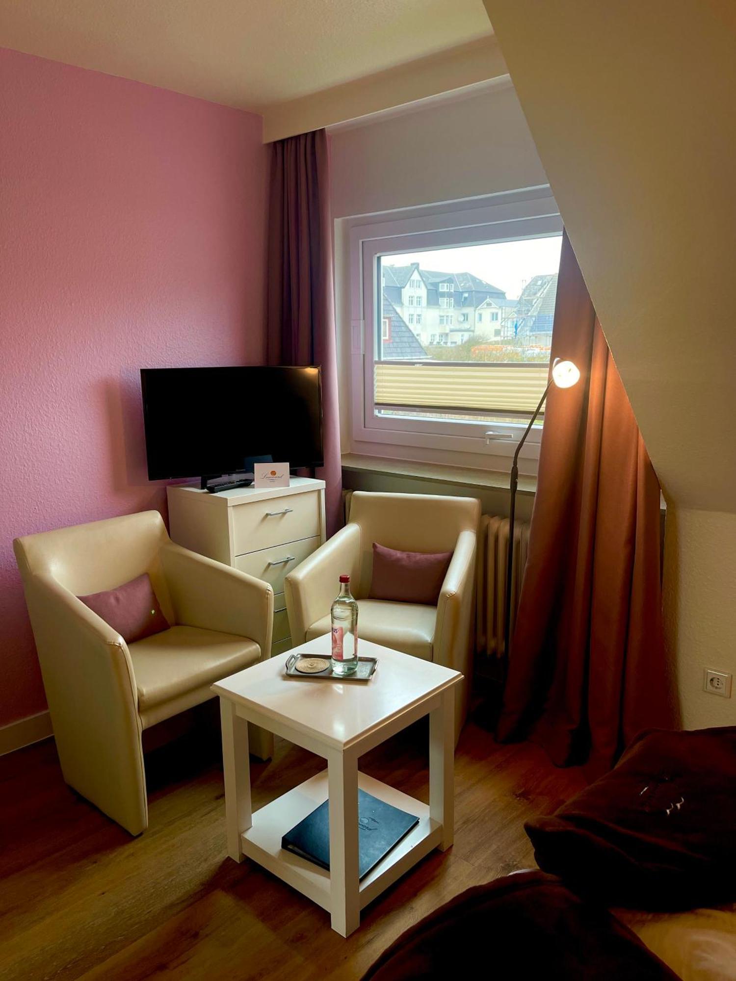 Pension Luuward 3 Sterne Superior Hotel Wenningstedt-Braderup Екстериор снимка